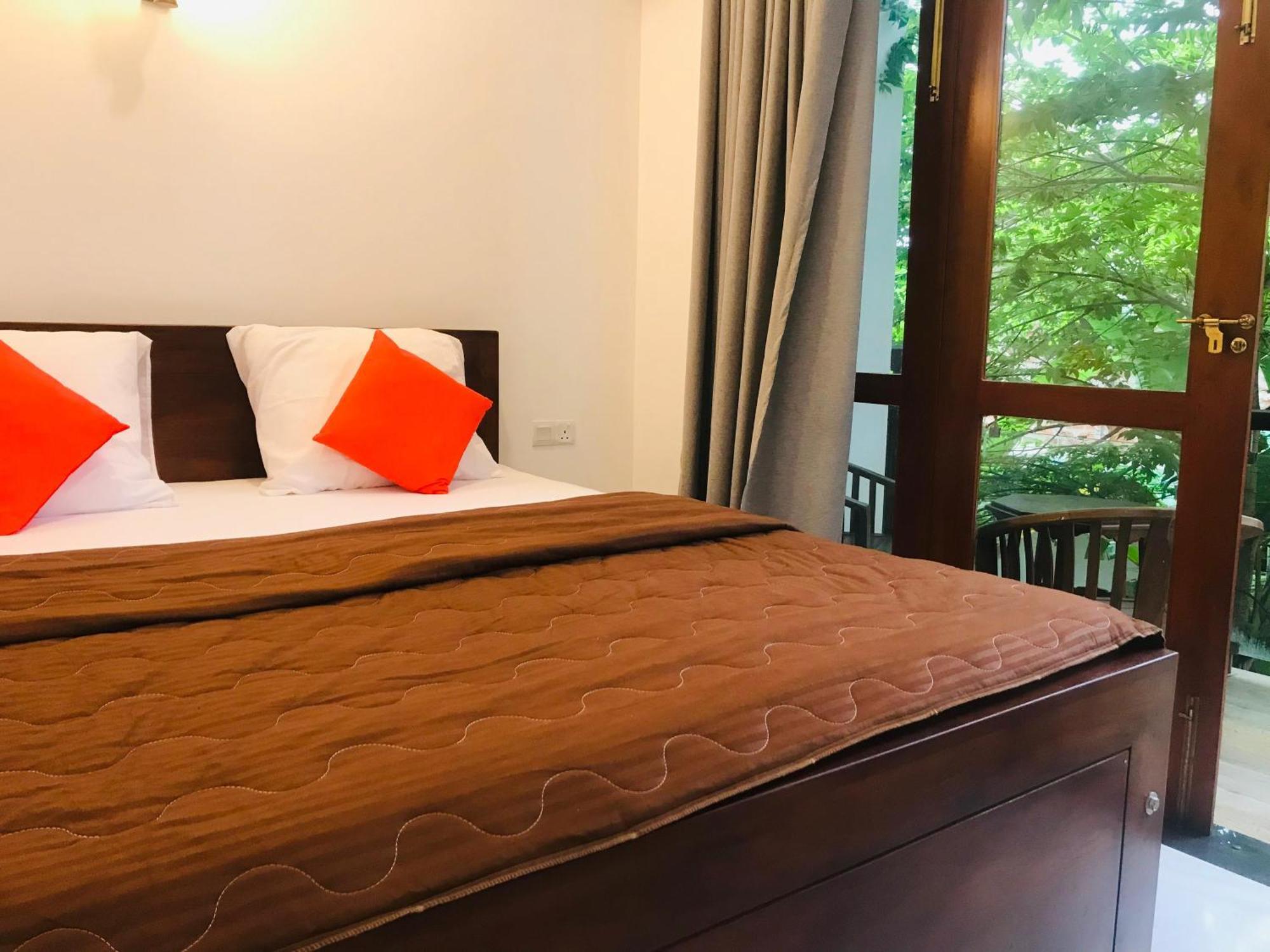Blue Whales Hotel Хикадува Екстериор снимка